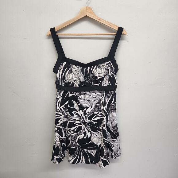 Maxine of Hollywood Black White Floral One-Piece Swimsuit Swimdress Sz 14 - Picture 1 of 8